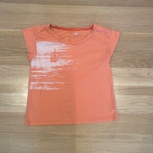 Gap size small sailboat print tshirt